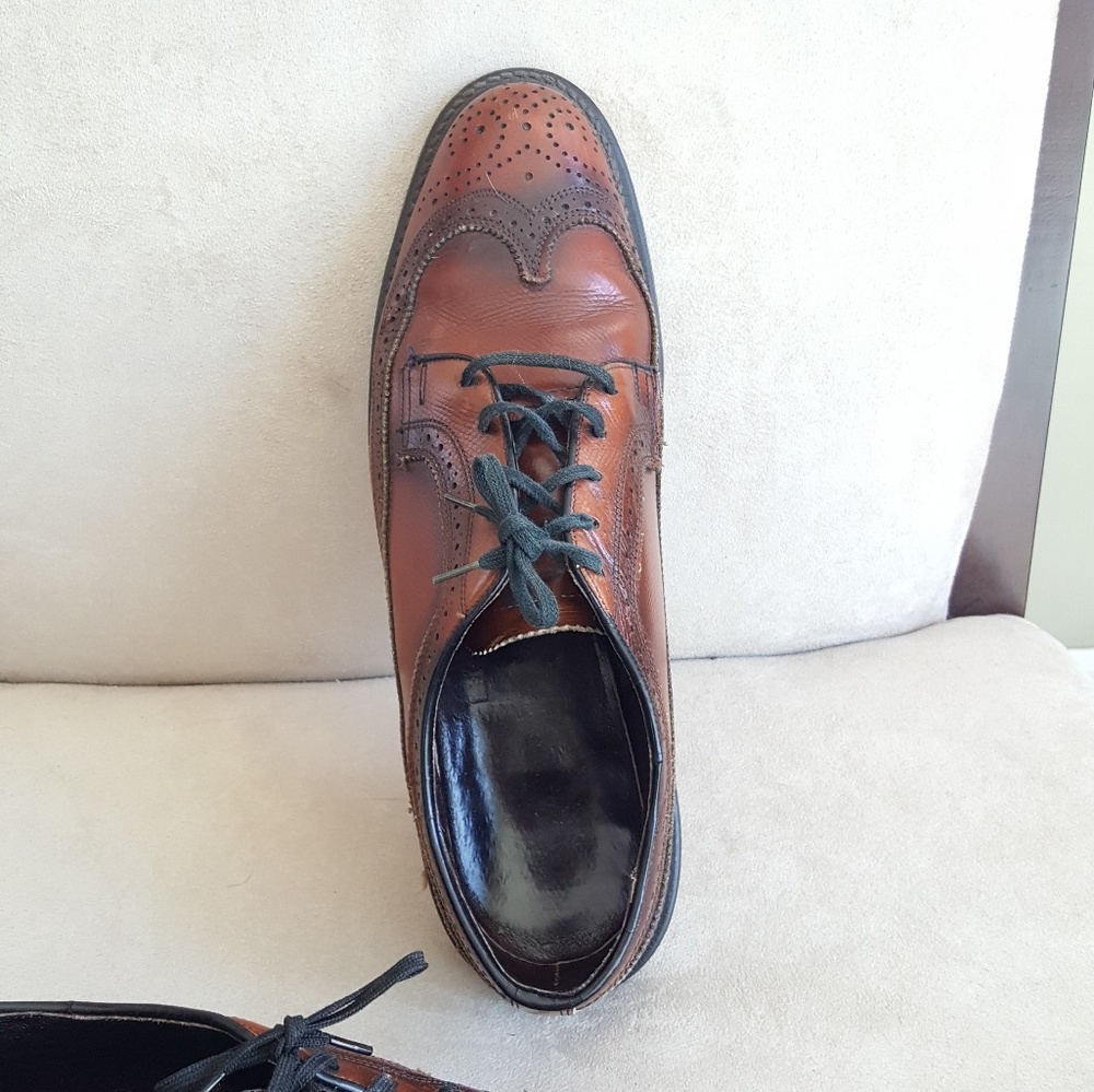 Men's O'Sullivan Wingtip Shoes. Size 9.5 - Picture 2 of 6